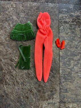 Topper Dawn doll clothes Rock Flowers Skirted in Fringe 4051